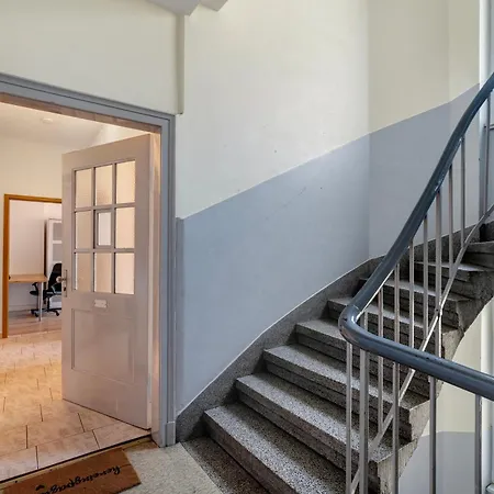 Am Pfaelzerplatz Apartman *
